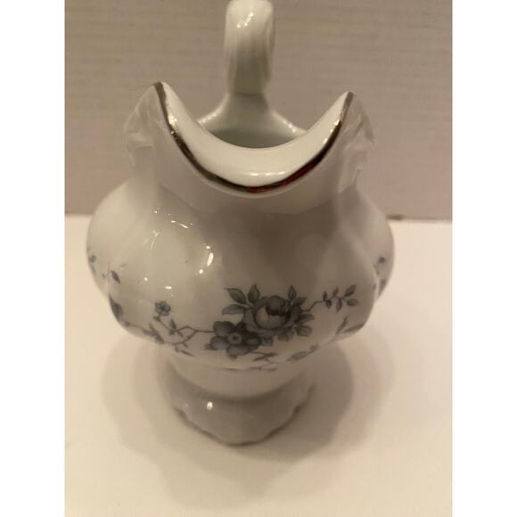 Johann Haviland Blue Garland Traditions Fine China Creamer, Dainty Flowers - Picture 4 of 6